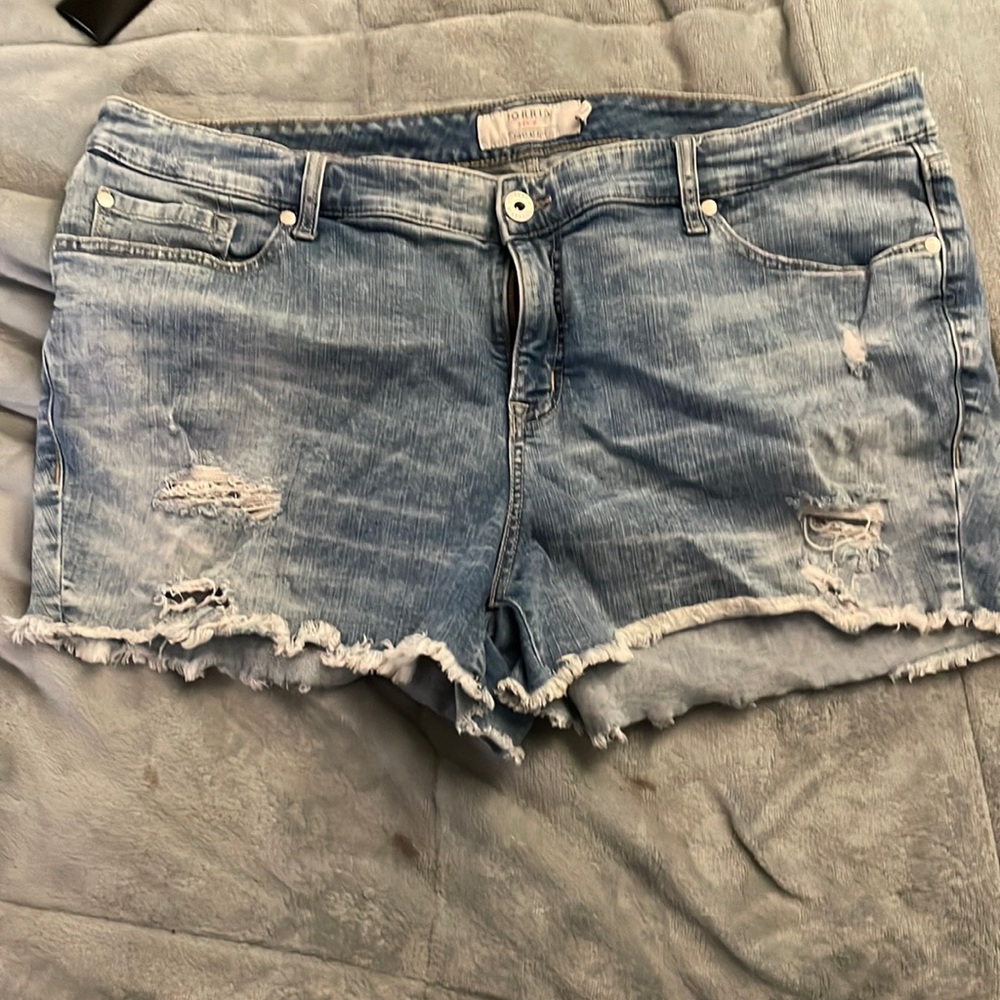 Torrid distressed jean shorts